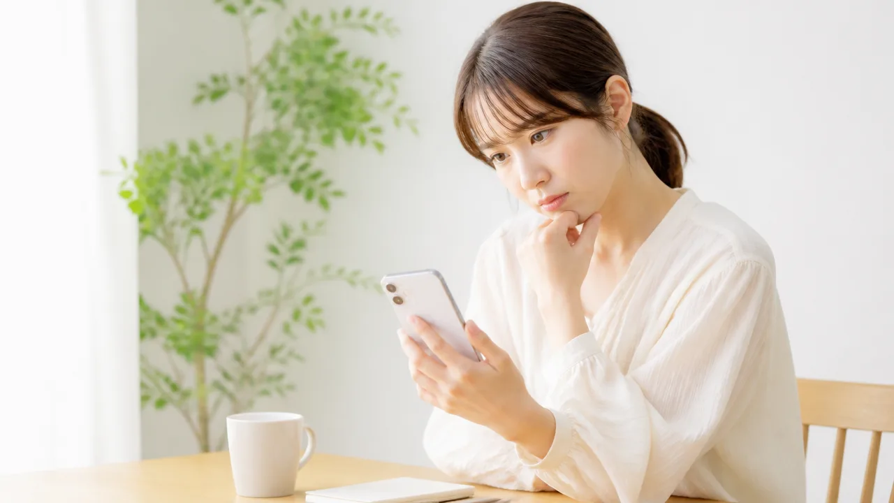 インスタで文字が打てない原因は?今すぐ試せる対処法を解説
