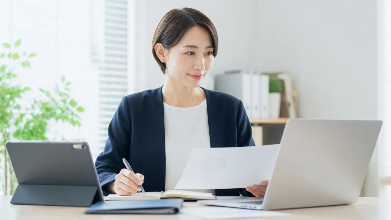 兼任とは？意味や使い方、兼務との違いをわかりやすく解説